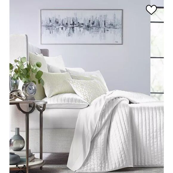 HomeSense Hotel Collection Diamond Quilted Coverlet